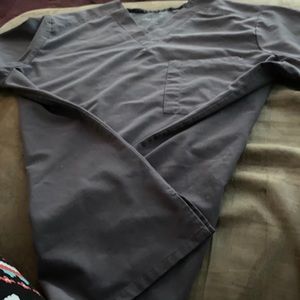 Scrub top